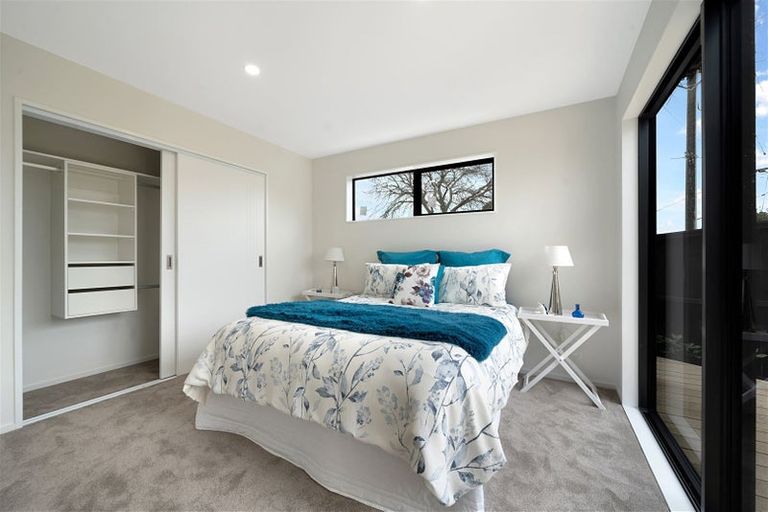 Photo of property in 40d Nikau Street, New Lynn, Auckland, 0600