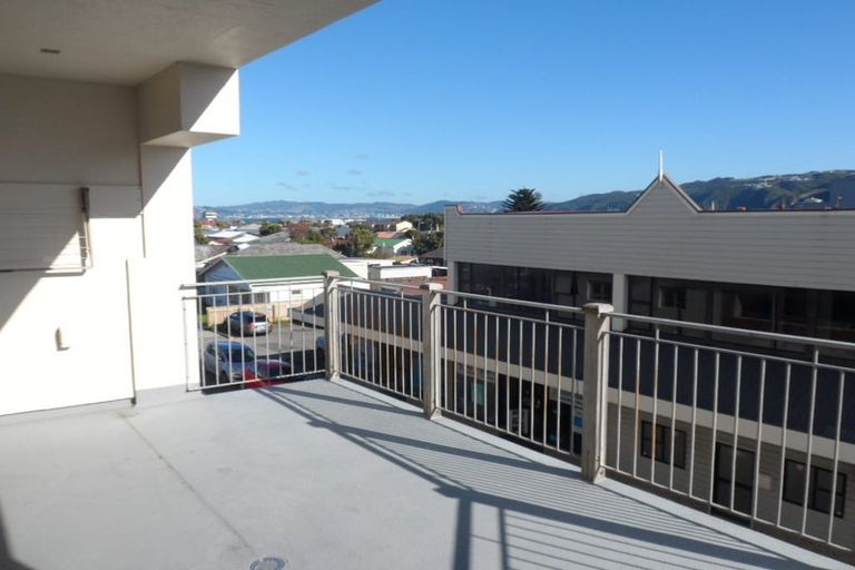 Photo of property in 38-50 Bay Street, Petone, Lower Hutt, 5012