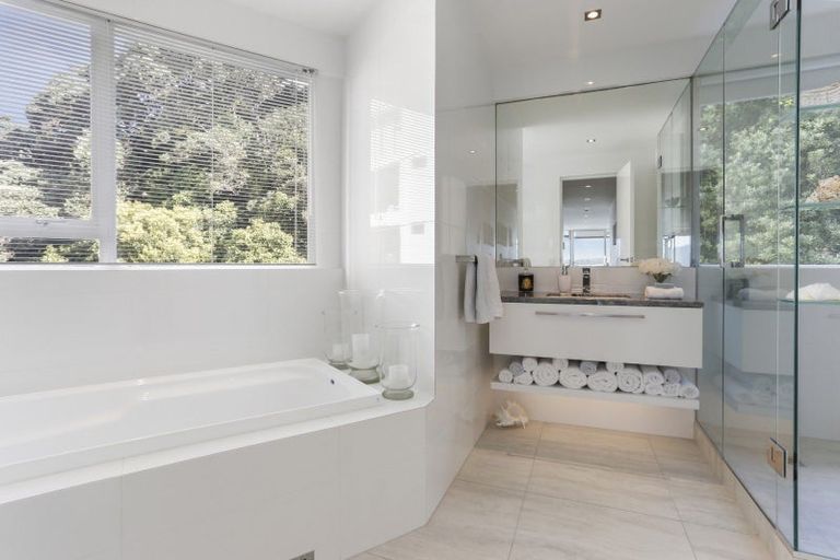 Photo of property in 4/165 Tamaki Drive, Kohimarama, Auckland, 1071