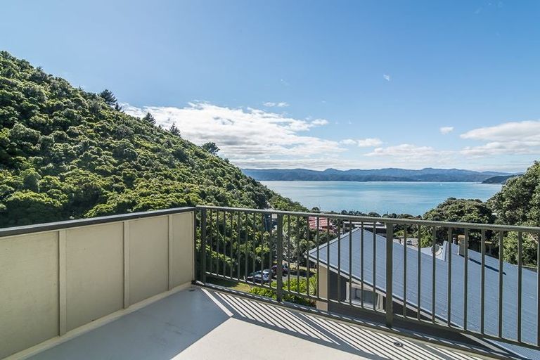 Photo of property in 3 Onslow Road, Khandallah, Wellington, 6035