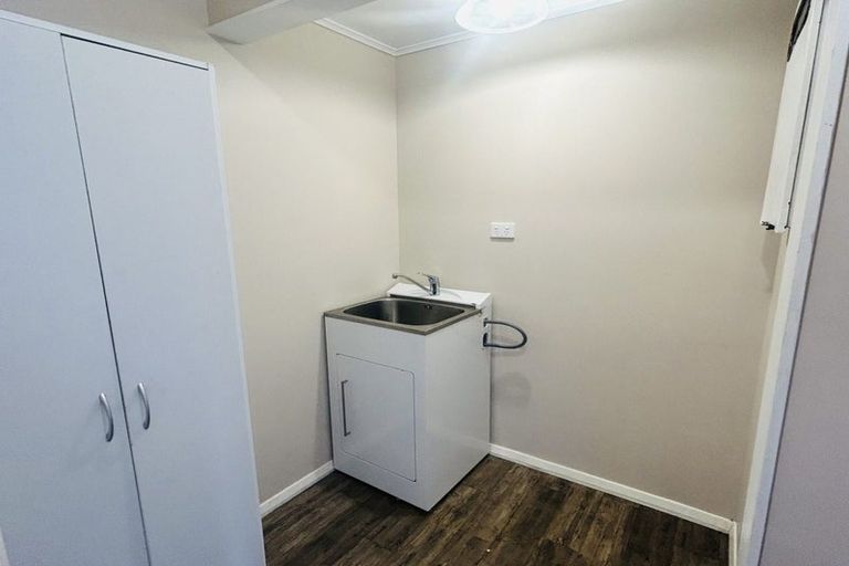 Photo of property in 6 Ngahina Street, Paraparaumu, 5032