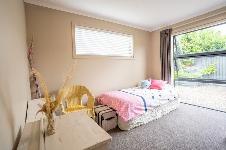 Photo of property in 16 Stowell Drive, Cromwell, 9310