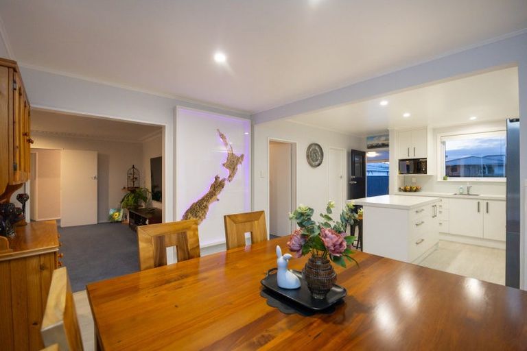 Photo of property in 107 Dittmer Drive, West End, Palmerston North, 4412