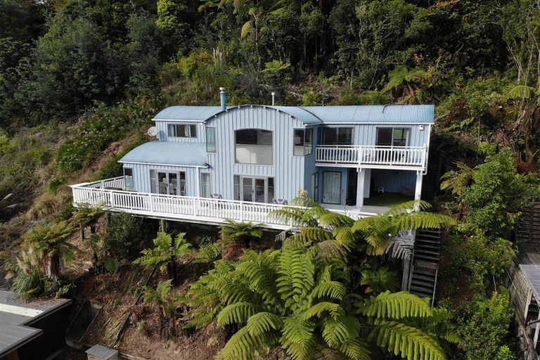 Photo of property in 90 Okareka Loop Road, Lake Okareka, Rotorua, 3076