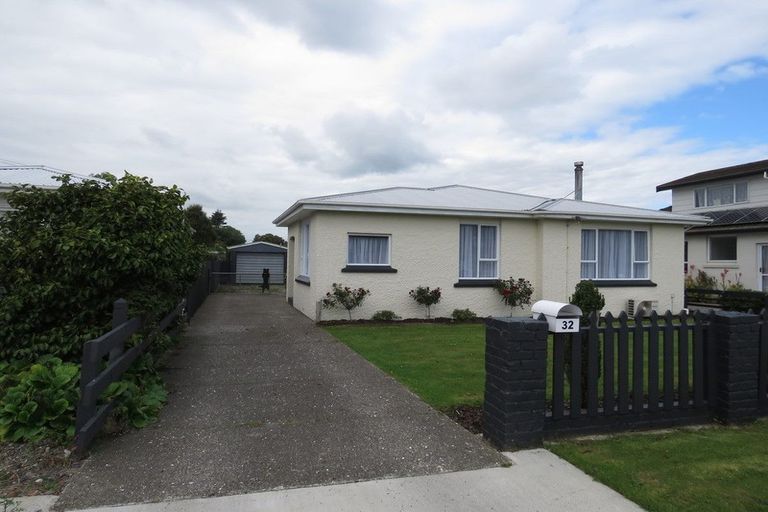 Photo of property in 32 Morton Street, Georgetown, Invercargill, 9812