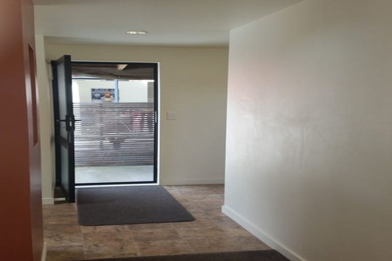 Photo of property in 59 Renown Road, Raumati South, Paraparaumu, 5032