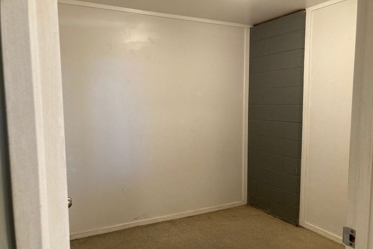 Photo of property in 25 Nui Mana Place, Te Atatu South, Auckland, 0610