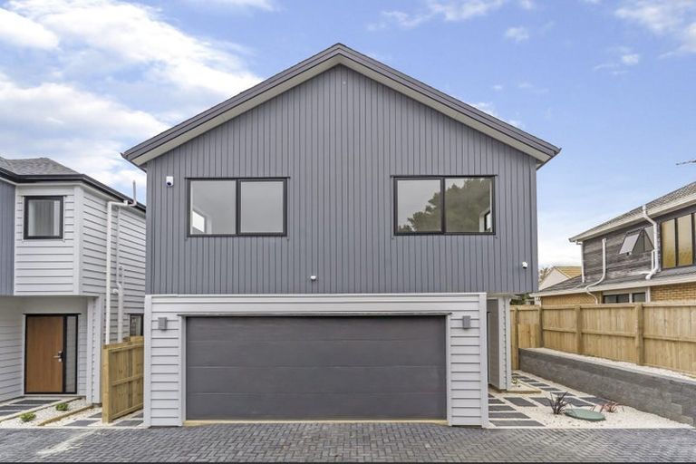 Photo of property in 39c Maugham Drive, Bucklands Beach, Auckland, 2014