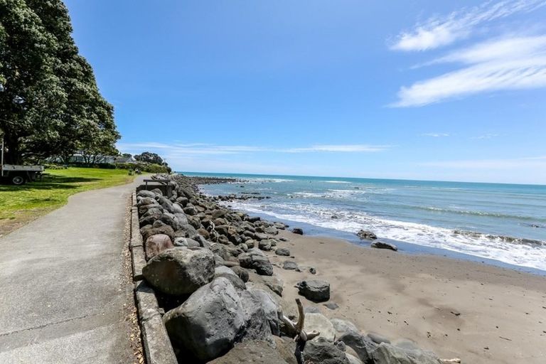 Photo of property in 93 Buller Street, New Plymouth, 4312