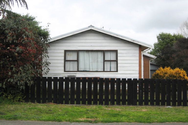 Photo of property in 11 Grove Road, Haumoana, 4102