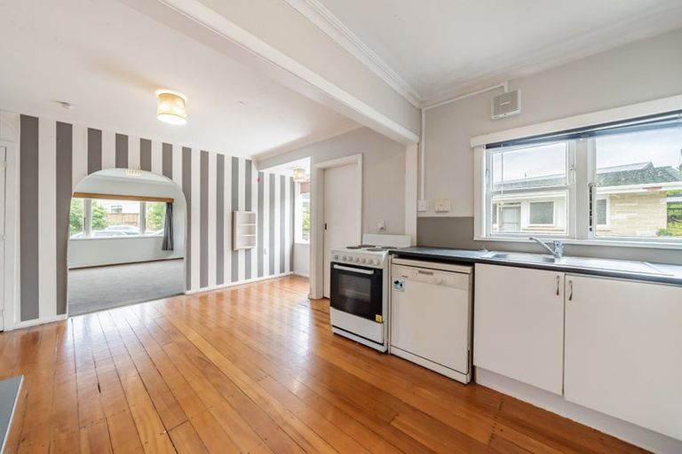 Photo of property in 19 Margaret Road, Raumati Beach, Paraparaumu, 5032