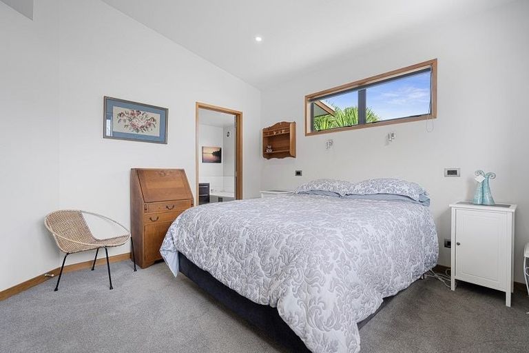 Photo of property in 570a Papamoa Beach Road, Papamoa Beach, Papamoa, 3118