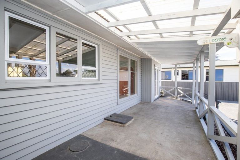 Photo of property in 108 Pipiroa Road, Ngatea, 3503