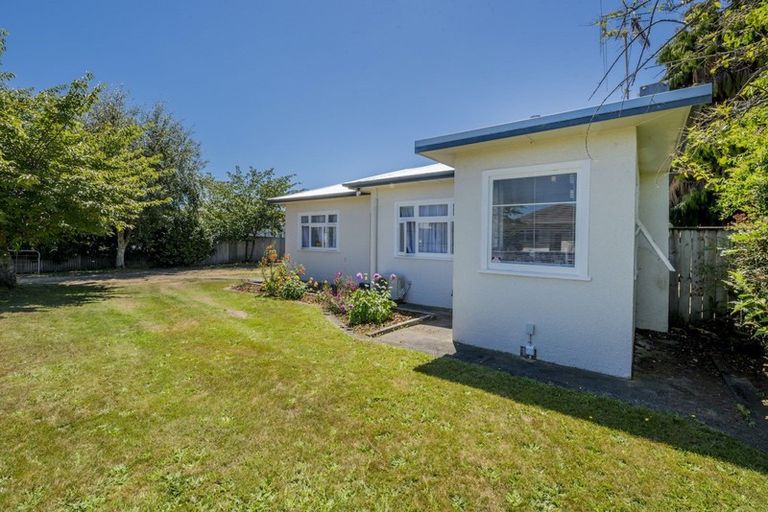 Photo of property in 27 Wilton Street, Levin, 5510