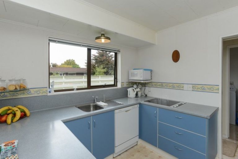 Photo of property in 2 Neagle Place, Greenmeadows, Napier, 4112