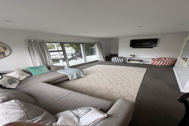 Photo of property in 1/8 Azimuth Place, Whitby, Porirua, 5024