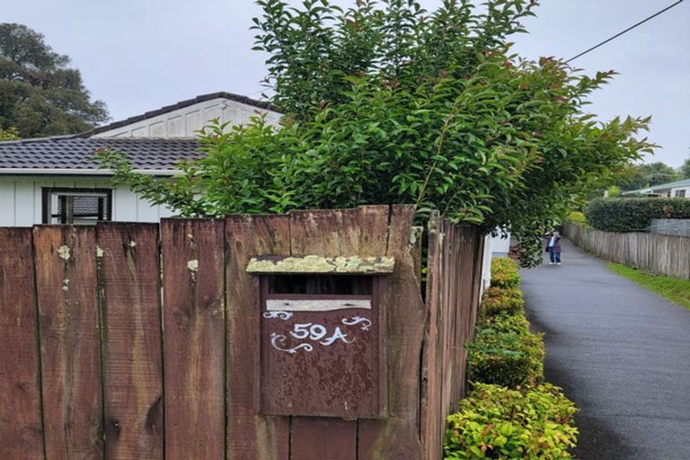 Photo of property in 2/59 Seaview Road, Glenfield, Auckland, 0629