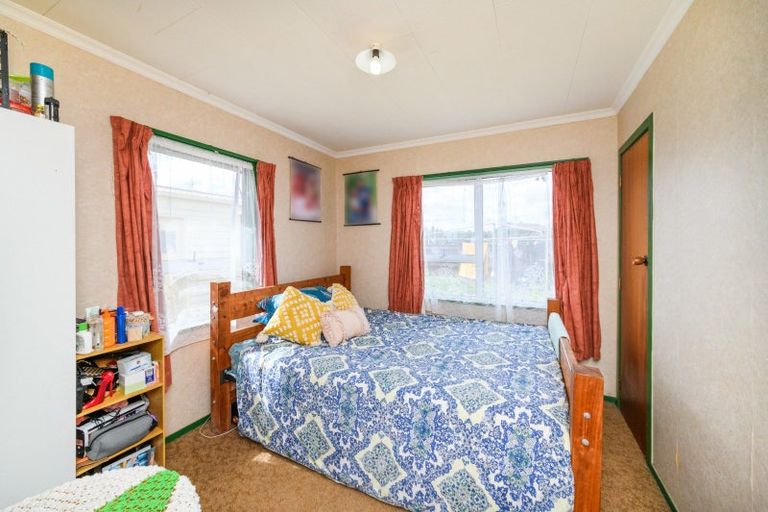 Photo of property in 27 Havelock Avenue, Westbrook, Palmerston North, 4412