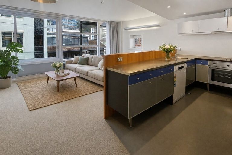 Photo of property in St Pauls Apartments, 83/43 Mulgrave Street, Thorndon, Wellington, 6011