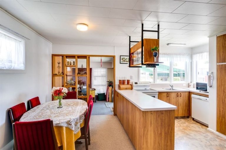 Photo of property in 2/55 Flanders Avenue, Onekawa, Napier, 4110