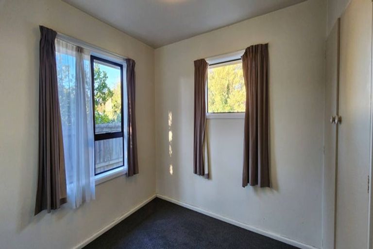 Photo of property in 45 Appleby Crescent, Burnside, Christchurch, 8053