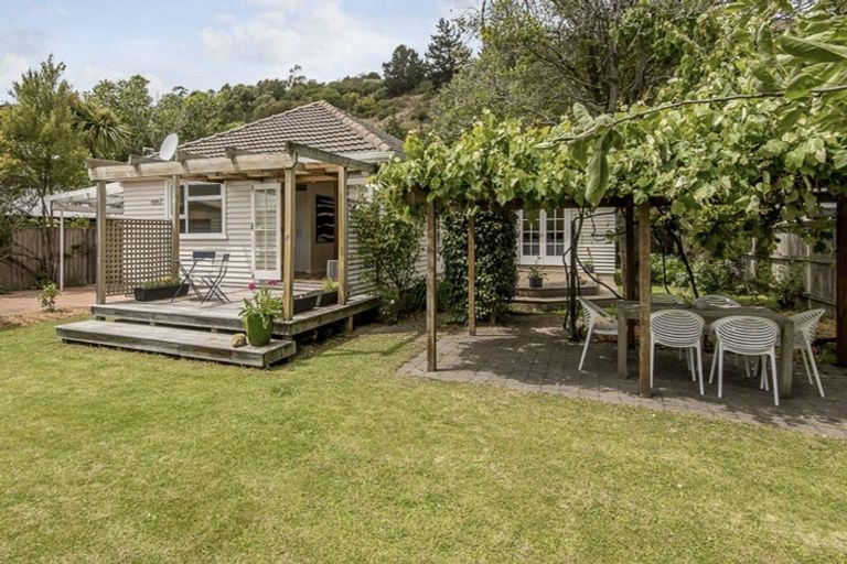 Photo of property in 50 Bay View Road, Moncks Bay, Christchurch, 8081