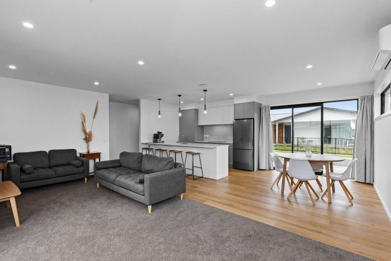 Photo of property in 23 Cassin Place, Taradale, Napier, 4112