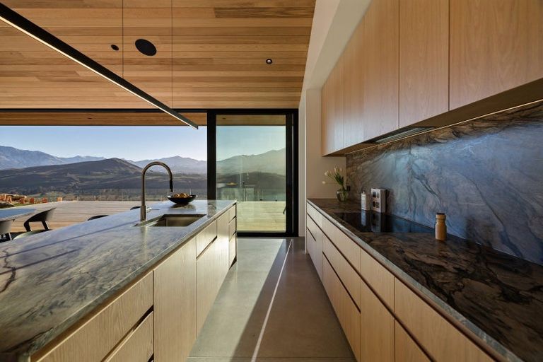 Photo of property in 83 Sicilian Lane, Lake Hayes, Queenstown, 9371