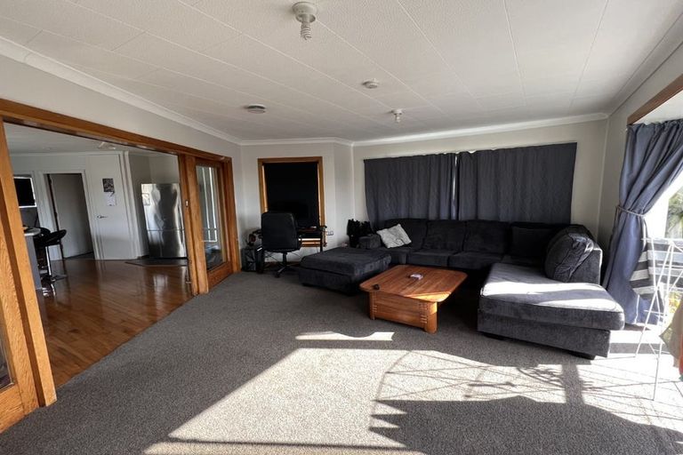 Photo of property in 2 Youngston Lane, Woolston, Christchurch, 8023