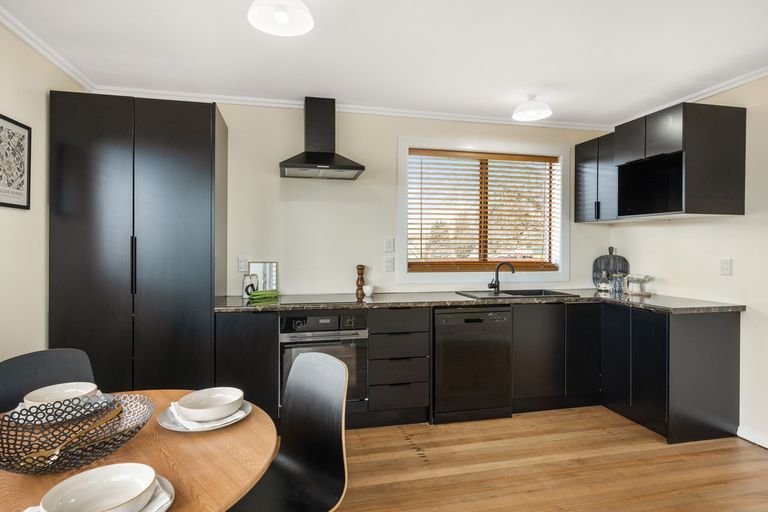 Photo of property in 17 Ross Street, Mosgiel, 9024