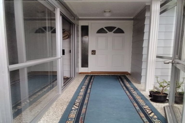 Photo of property in 24 Paradise Place, Milson, Palmerston North, 4414