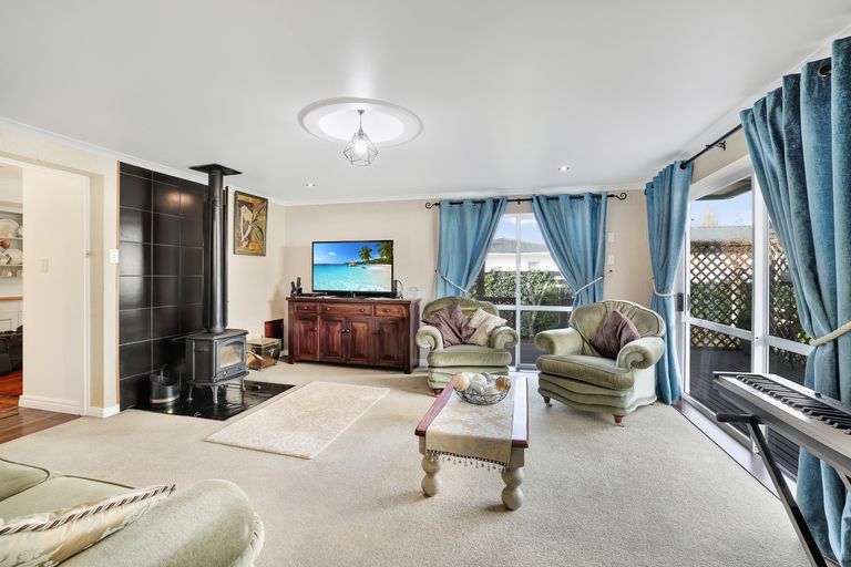 Photo of property in 97 Thornton Road, Cambridge, 3434