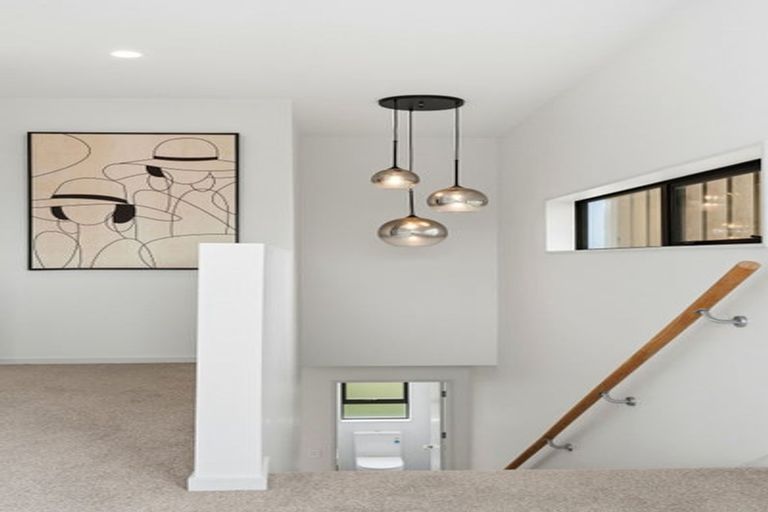 Photo of property in 4a Fowler Street, Northcote, Auckland, 0627