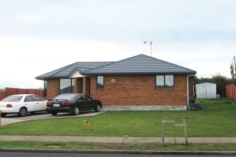 Photo of property in 6 Aldona Place, Fairview Downs, Hamilton, 3214