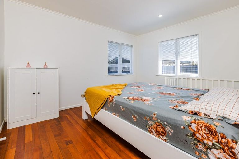 Photo of property in 1/18 Sheehan Avenue, Papakura, 2110