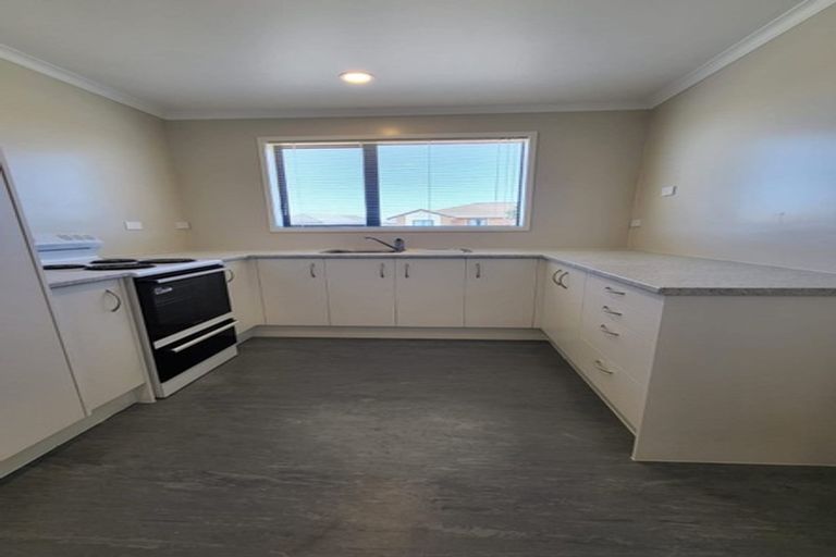 Photo of property in 49 Cyclamen Road, Mangere, Auckland, 2022