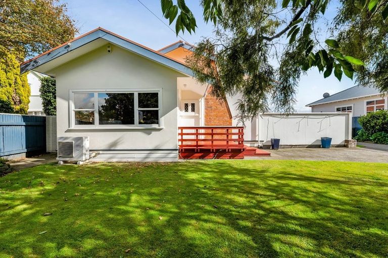 Photo of property in 19 George Street, Hawera, 4610