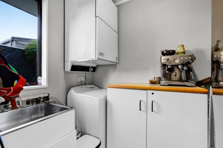 Photo of property in 11b Wicklow Place, Bell Block, New Plymouth, 4312