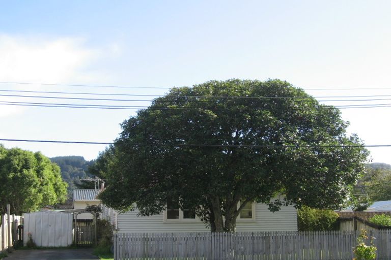Photo of property in 3 Gower Street, Silverstream, Upper Hutt, 5019