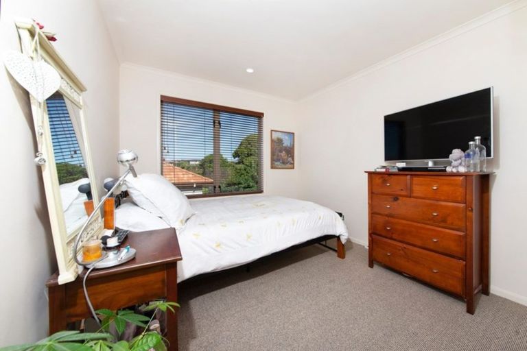 Photo of property in 39 Millennial Way, Orewa, 0931