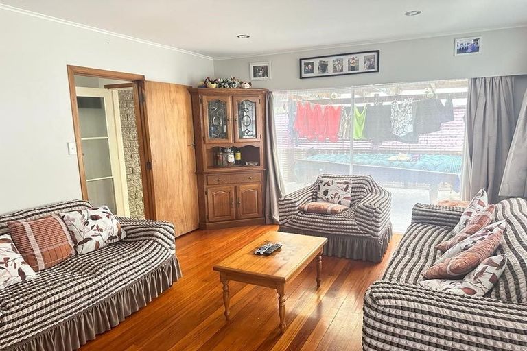 Photo of property in 20 Mack Place, Red Hill, Papakura, 2110