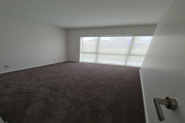 Photo of property in 82 Tir Conaill Avenue, Flat Bush, Auckland, 2019