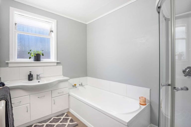 Photo of property in 15 Derwent Street, Oamaru North, Oamaru, 9400