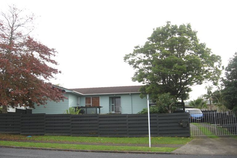 Photo of property in 47 Casuarina Road, Half Moon Bay, Auckland, 2012