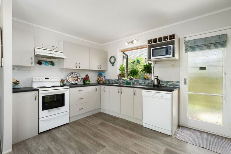 Photo of property in 4a Otto Road, Waihi Beach, 3611