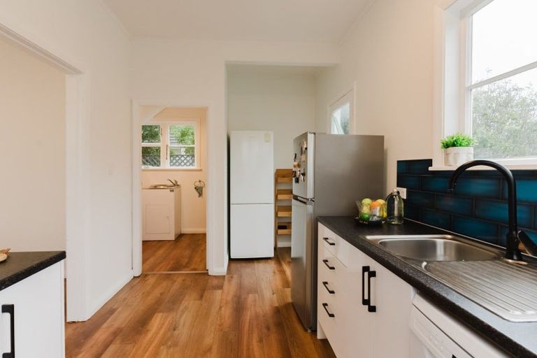 Photo of property in 73 Adelaide Street, Petone, Lower Hutt, 5012