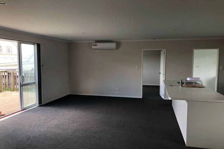Photo of property in 22a Domain Street, Waiuku, 2123