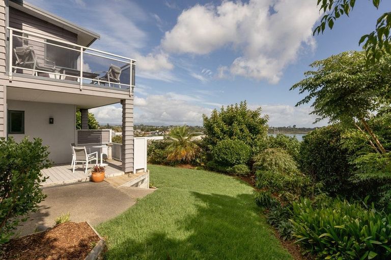 Photo of property in 36 Downing Place, Welcome Bay, Tauranga, 3112