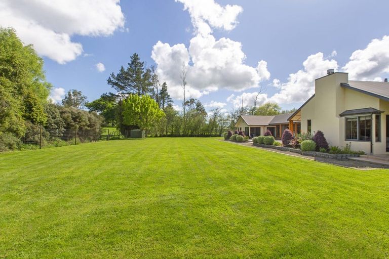 Photo of property in 330 Newell Road, Tamahere, Hamilton, 3283