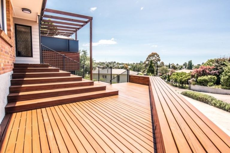 Photo of property in 70a Sutherland Road, Brookfield, Tauranga, 3110